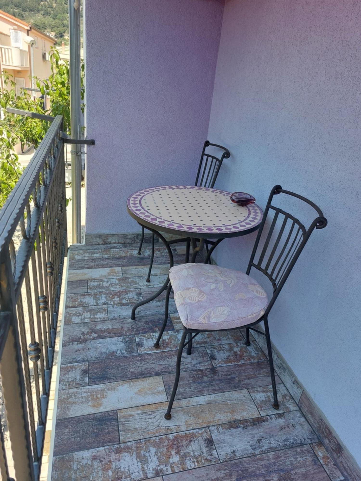 Apartments Villa Lilla Baška Voda Habitación foto